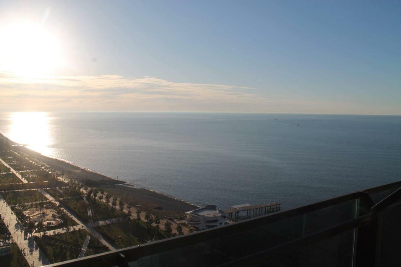 Coast Batumi Apart Hotel ภายนอก รูปภาพ