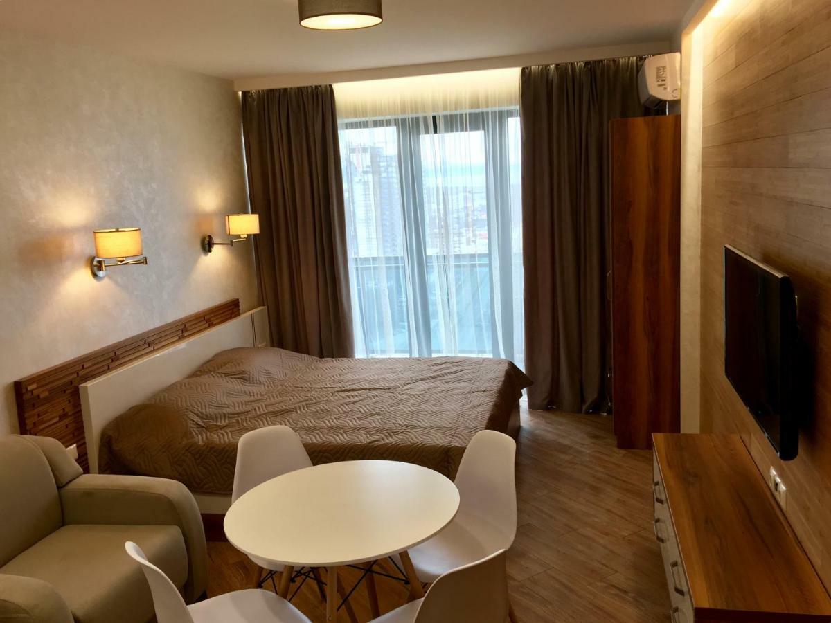 Coast Batumi Apart Hotel ภายนอก รูปภาพ