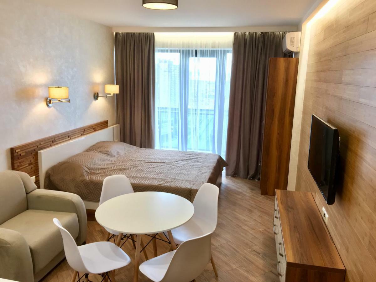Coast Batumi Apart Hotel ภายนอก รูปภาพ