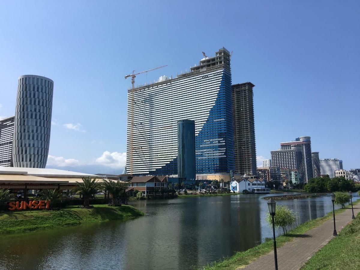 Coast Batumi Apart Hotel ภายนอก รูปภาพ
